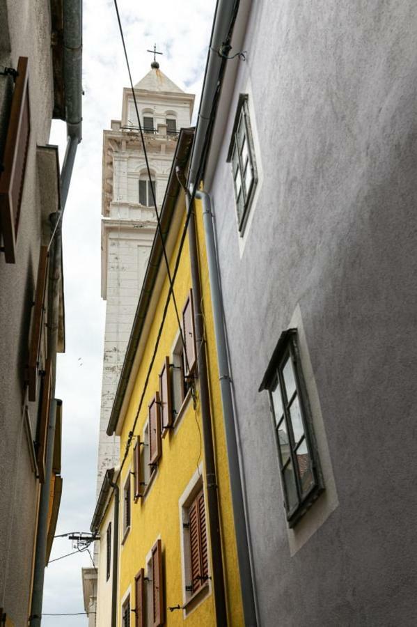 Studio Apartman Old Town Novi Vinodolski Exterior photo